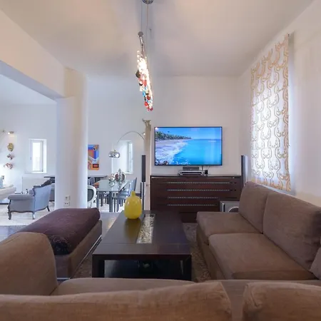 Villa Greenera ,by Idealstay Experience